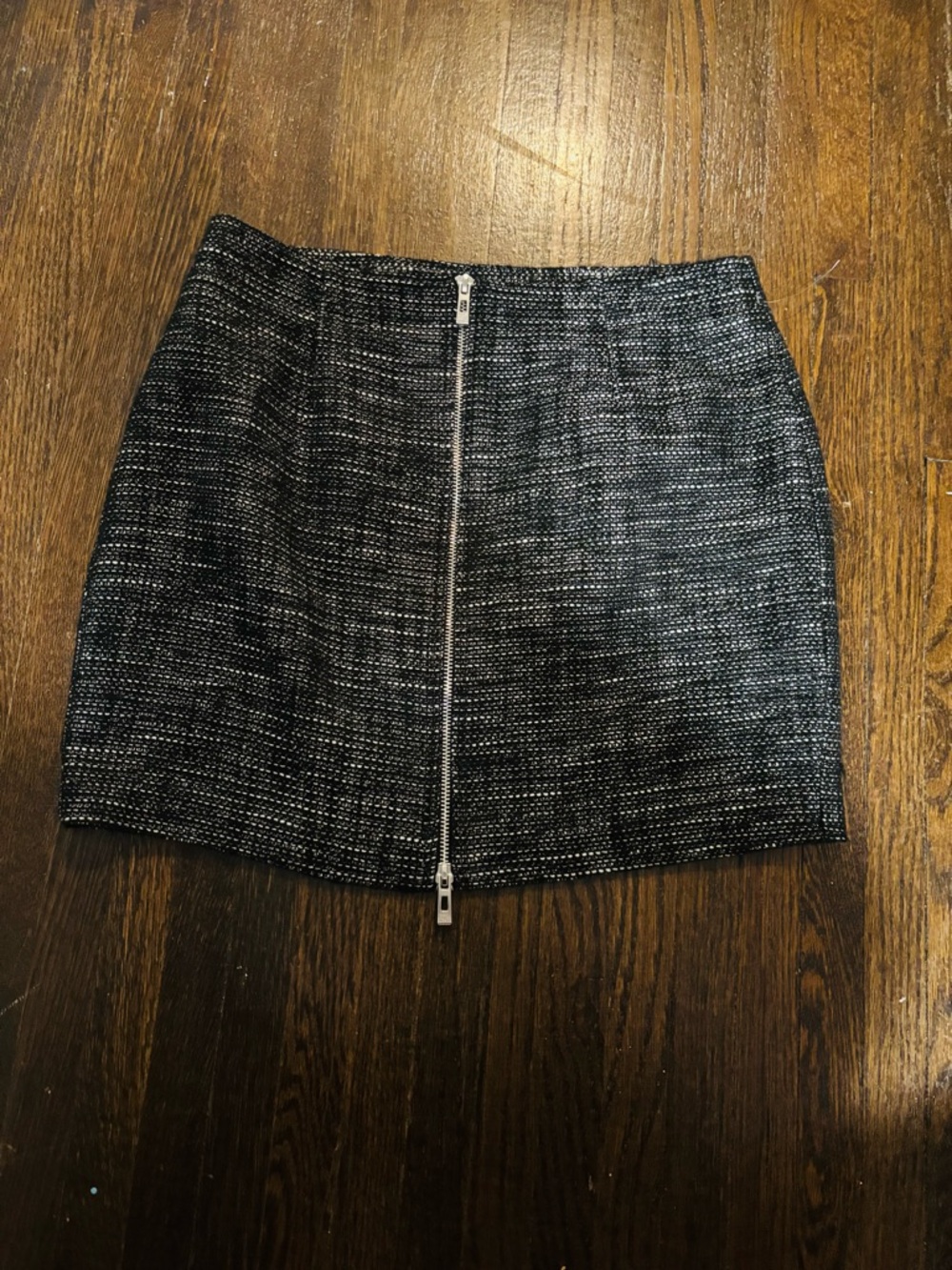AVEC LES FILLES, Black Tweed Mini Skirt with Center Zip, Size 8
